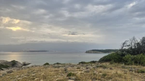 Trail uz pješčane plaže Lopara