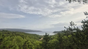 Trail uz pješčane plaže Lopara