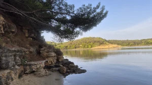 Trail uz pješčane plaže Lopara